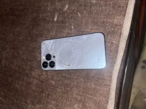 Apple iPhone 13 Pro 128 GB in Al Sharqiya