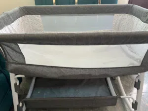 سرير اطفال