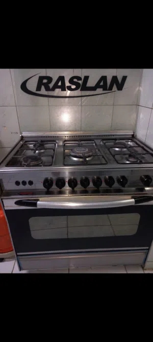 فرن للبيع شبه جديد نظيف