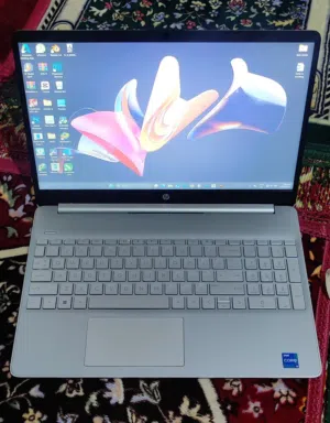 Windows HP for sale  in Abu Dhabi