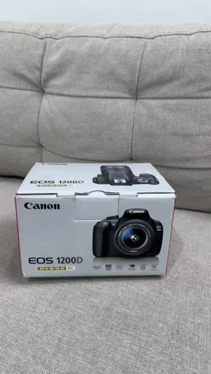 كميراء كانون 1200D جديده وبسعر ممتاز جداً