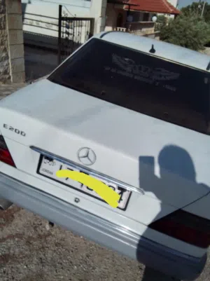 مرسيدس بطه  E200 موديل ،1991خالي قص قلبان فيها زنه بين بستون محوله بالكامل ماتور قرش ونص