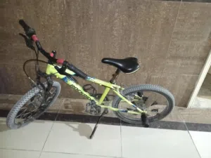 ST500 bicycle for sale, 100 dirhams يسكل ST500للبيع 100درهم
