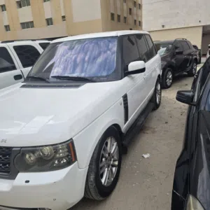 Used Land Rover Range Rover in Sharjah