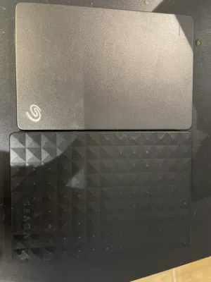 للبيع عدد جهازين هاردسك 1TB HDD