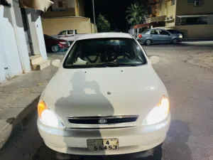 كيا ريو 2001 للبيع بسعر 1850