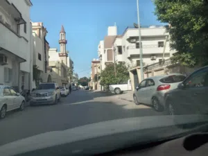 شقة خدمية ارضية للايجار في بن عاشور