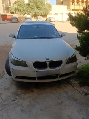 بي ام  525 موديل2002