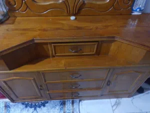 ميز مال غرفه بي 6 جرارات