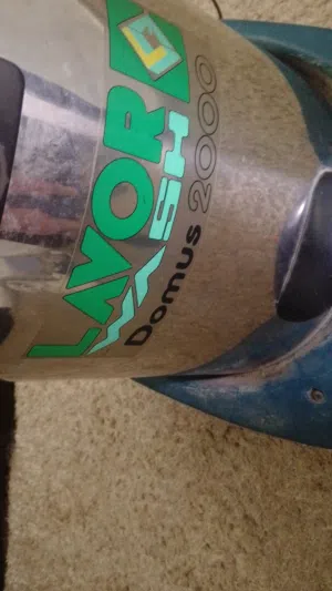 مكنسه كهربائيه ايطاليه