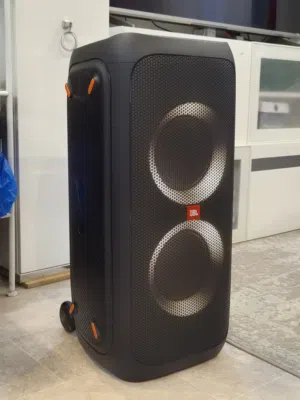 JBL PartyBox 310 (Box and Accessories)