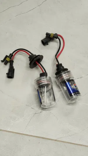 طقم لمبات زينون HID للسيارات بحالة ممتازة للبيع