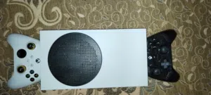 اكس بوكس سيريس اس نظيف وما مفتوح شوف الصور