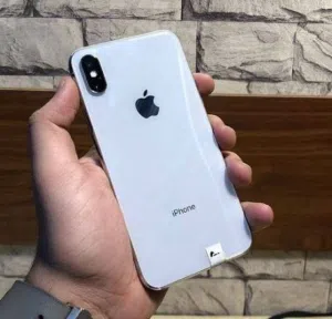 Apple iPhone X 128 GB in Muscat