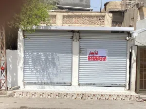محلات للإيجار عدد 2 حي الرساله عليه شارع العالم
