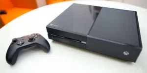 اكس بوكس ون كامل الملحقات نضافة 100%
