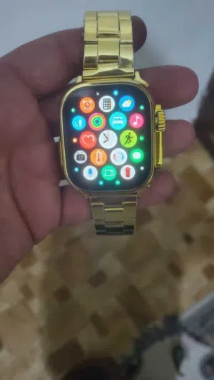للبيع ساعه ذكية جديدة بالكرتون