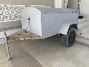 للبيع قالوصه مع كامل تجهيزات الجلسه