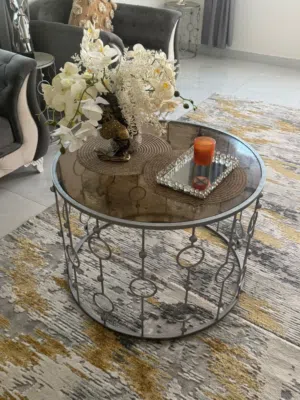 طاولات البيع