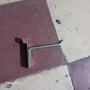 مسمار تعليق