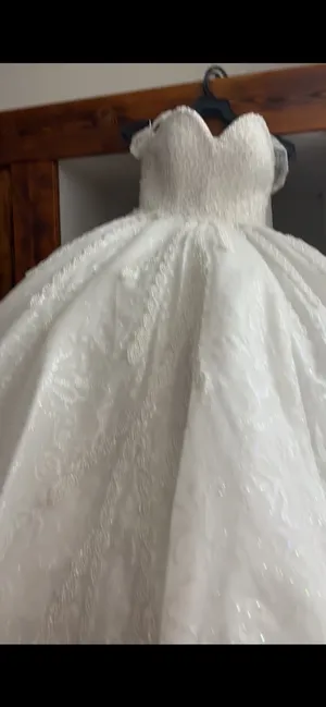 Weddings and Engagements Dresses in Jenin