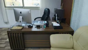 Complete office furniture for sale, in very good condition