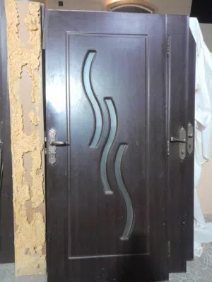 للبيع الباب