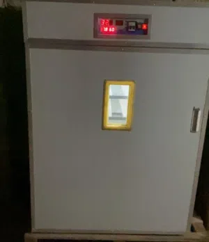 حضانة للبيع اتوماتيك 1064بيضه