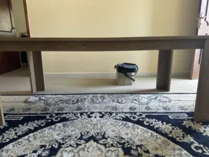 Big wooden table perfect condition no scratches (minor issues)