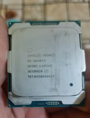 معالج Inter xeon e5 -2640 v4 للبيع 25 او بي مجال