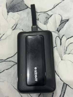 باور بانك انكر 10000ملي أمبير يدعم الشحن السريع 30w