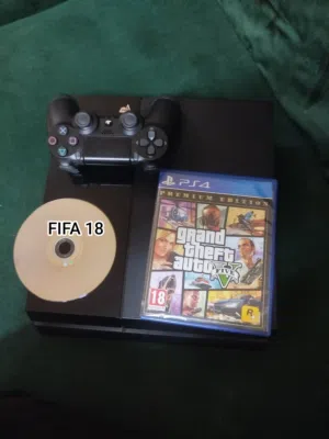 بلاي ستيشن 4 بحالة ممتازة