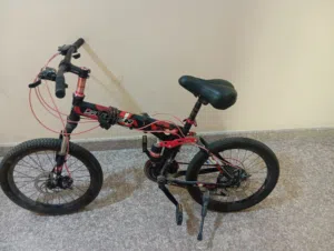 سيكل تباديل سيكل بحاله ممتاز نضيف  سبب البيع صار صغير عليي السيكل ممتاز تعال جوف قبل