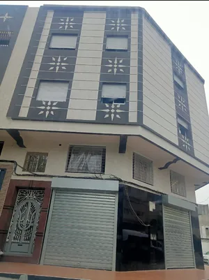 2 Floors . 122 m2 . Agent3
