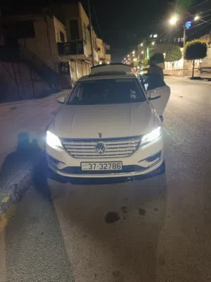 Used Volkswagen Lavida in Irbid