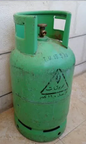 جرة غاز عدد 2 فارغة