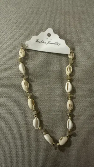 سلاسل للبيع