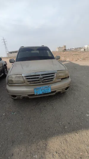 اعرط سياره زوكي اكس ال سفن 2003مكينه اسبيت مختم بسعر 300000ريال يمني سياره بسعر متر