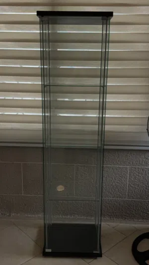 رفوف 200 شيكل