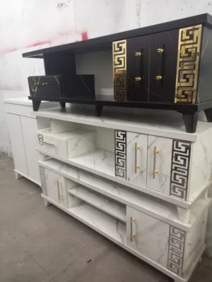 عرض طاولة تلفزيون متميزه بعدة اللون وموديلات متعدده العرض حتى نفاذ الكمية من المشغل إلى المستهلك