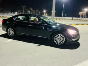 Used Kia Cadenza in Tripoli