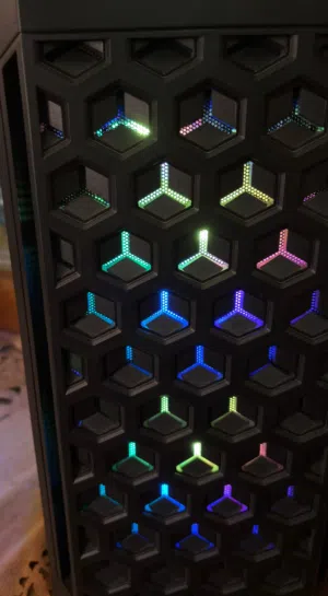 الوصف مهم و السعر قابل للتفاوض PC GAMING