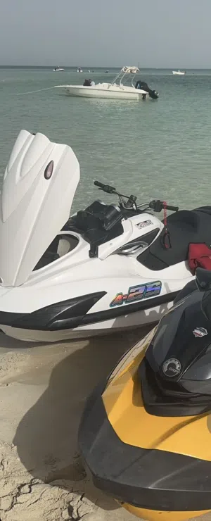 للبيع fzr2015
