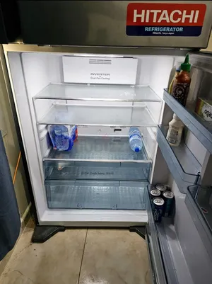 Refrigerators . Hitachi . Used3