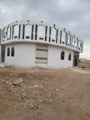 120 m2 4 Bedrooms Townhouse for Sale in Sana'a Uruq