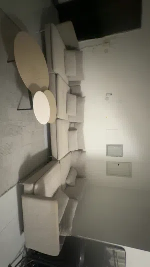 للبيع كنب حرف L