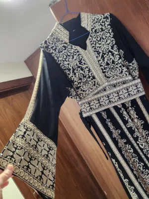Palastinin dress (thob)