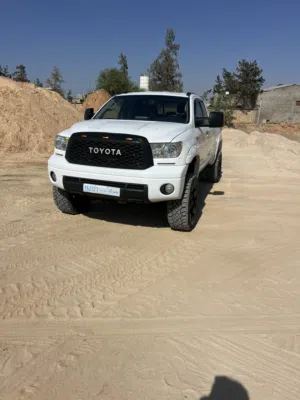 تويوتا تندرا 2012