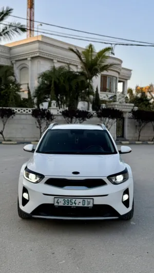 Kia . Stonic . 2020 . New0