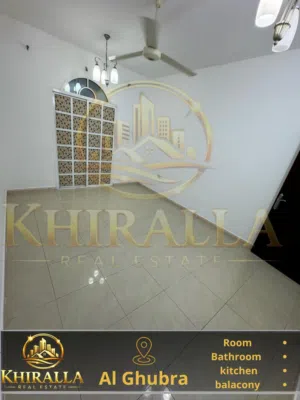 استديو غرفه وحمام ومطبخ وبلكونه بالغبره امام التمام ماركت